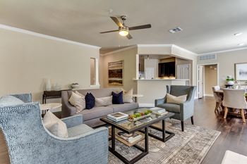 Hardwood floors in living/dining areas*